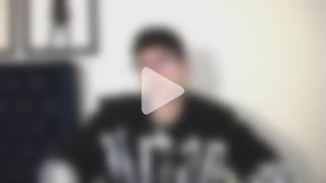 _Thomas_hot_ photo 1