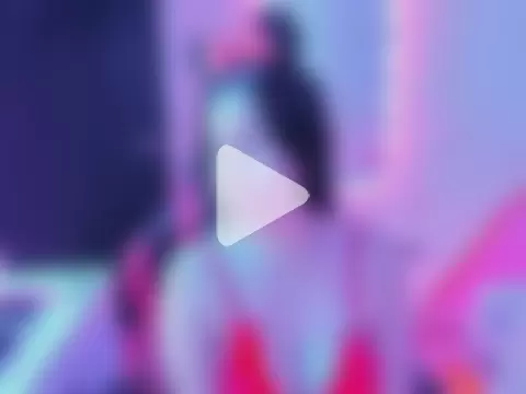 aishaclauss photo 12