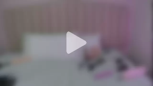 aleskaswarovski photo 2