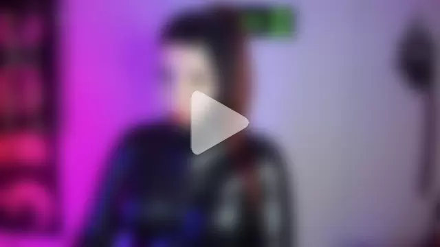 auroralatexprincess photo 5