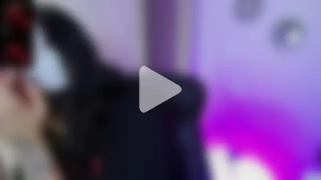 bella_thorne3 photo 5