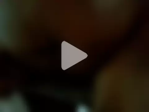 bustydivaxx21 photo 11