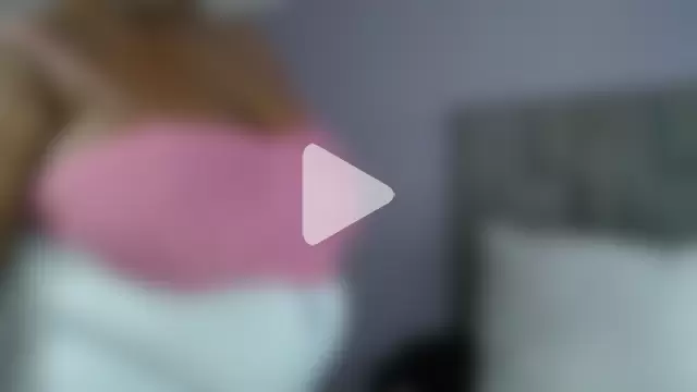 bustytitsxxx photo 7