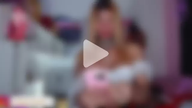 caroline_cossei photo 6