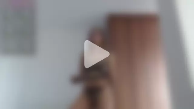 chloe_bitelly_ photo 2