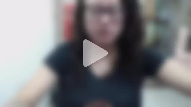 curly_greeneyed photo 25