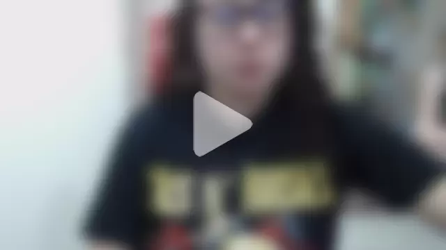 curly_greeneyed photo 22