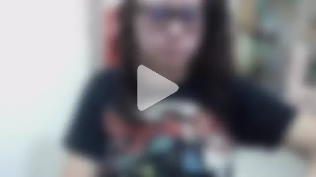 curly_greeneyed photo 21