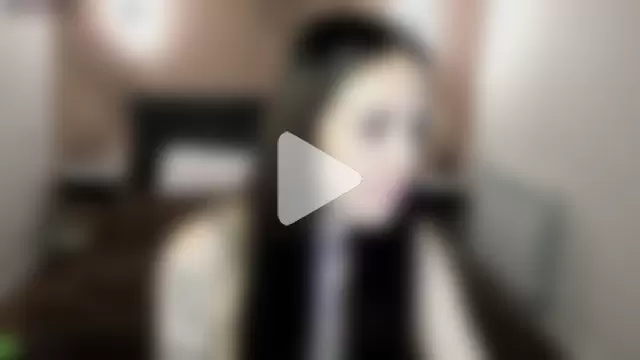 elise_robbie photo 25