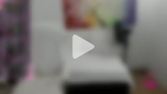 elly_willis photo 14