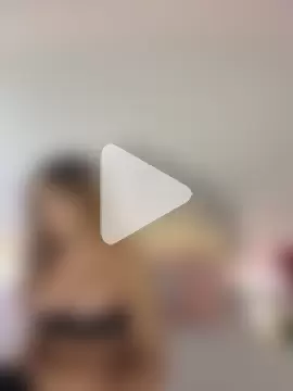 emma-conti2 photo 10