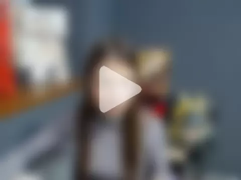 felicity_gold photo 1