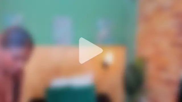 halleylorens photo 5