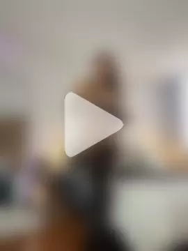 hollythomson photo 28