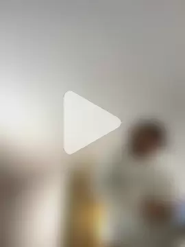 hollythomson photo 15