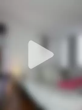 hollythomson photo 12