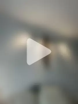 hollythomson photo 11