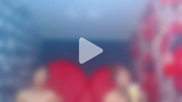 julessxcharlotte photo 2