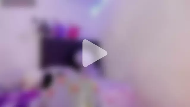 july_smith09 photo 13