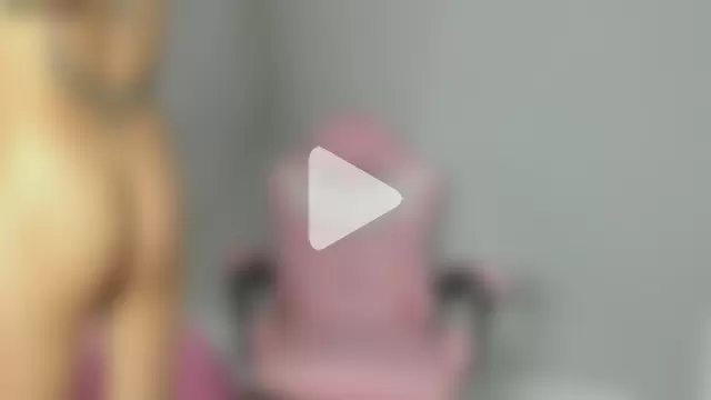 kendal_hot01 photo 10