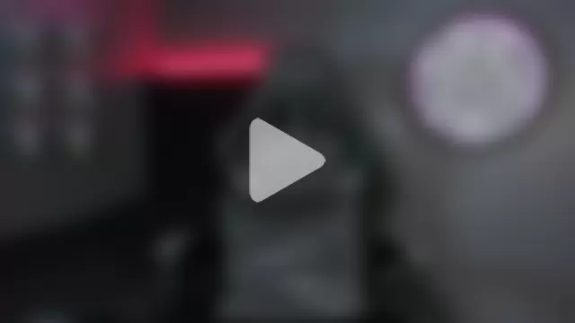 khriss_brown photo 3