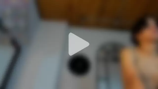 labrinthteasing photo 1