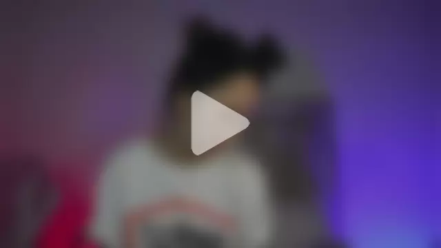 little-Emma photo 17