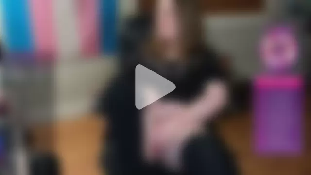 luluvaladon photo 16