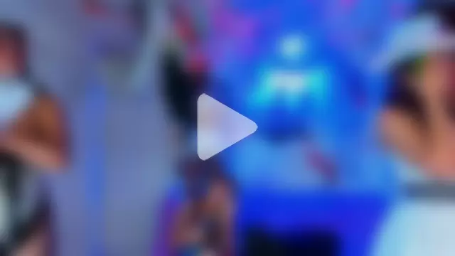 madams_worker photo 22