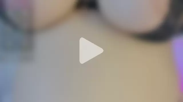 mary_suarez photo 23