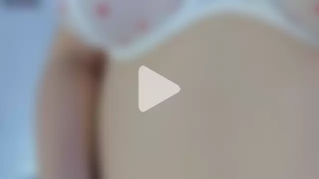 mary_suarez photo 19