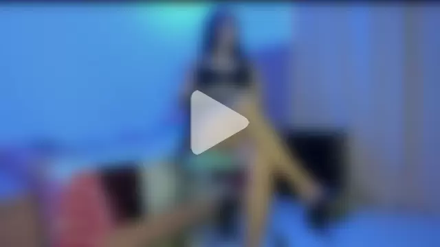 naomyyklein__ photo 15