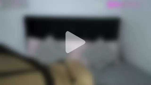 petite_paola photo 14