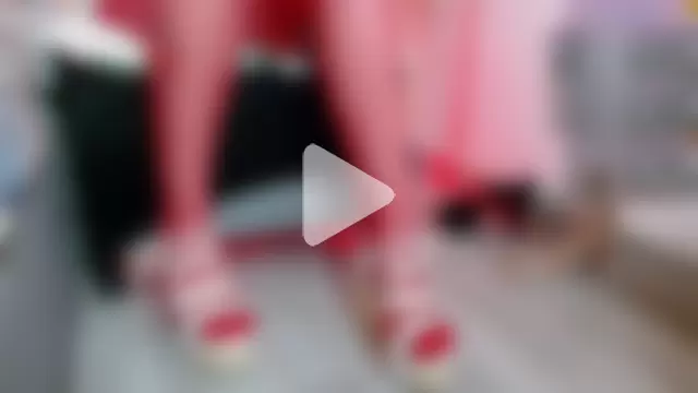 sara-bbc-dominant photo 5