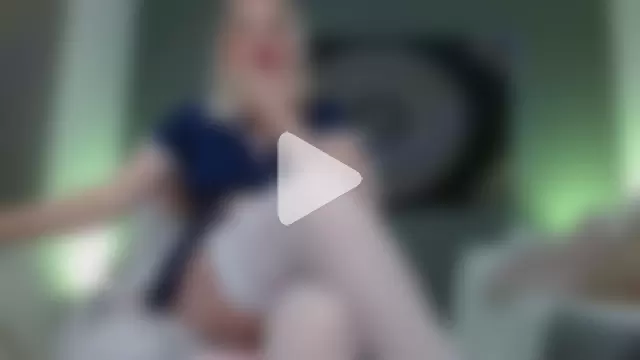 sara_supreme photo 18