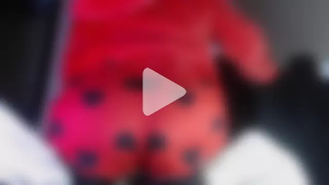 scarlett_bigboobs1 photo 9