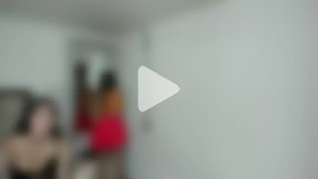 skinnyanddaphne photo 6