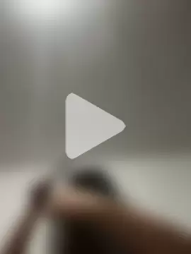 valepradaoficial photo 3