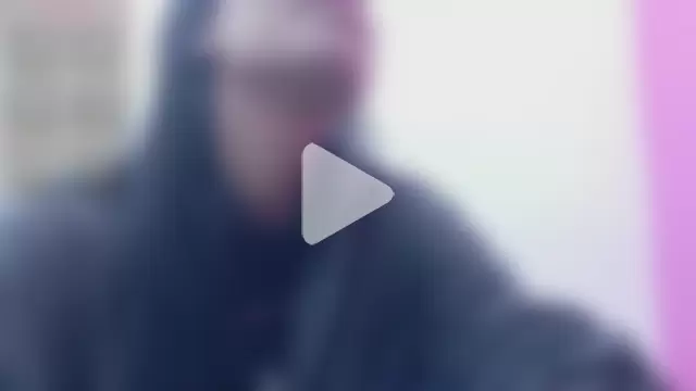 yourcuteneighbourr photo 17